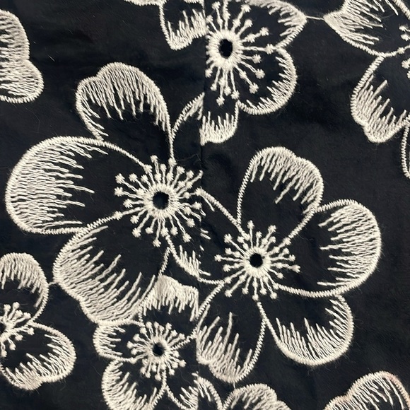 Zara Black and Cream Floral Dress with Crochet details on front - Picture 9 of 12